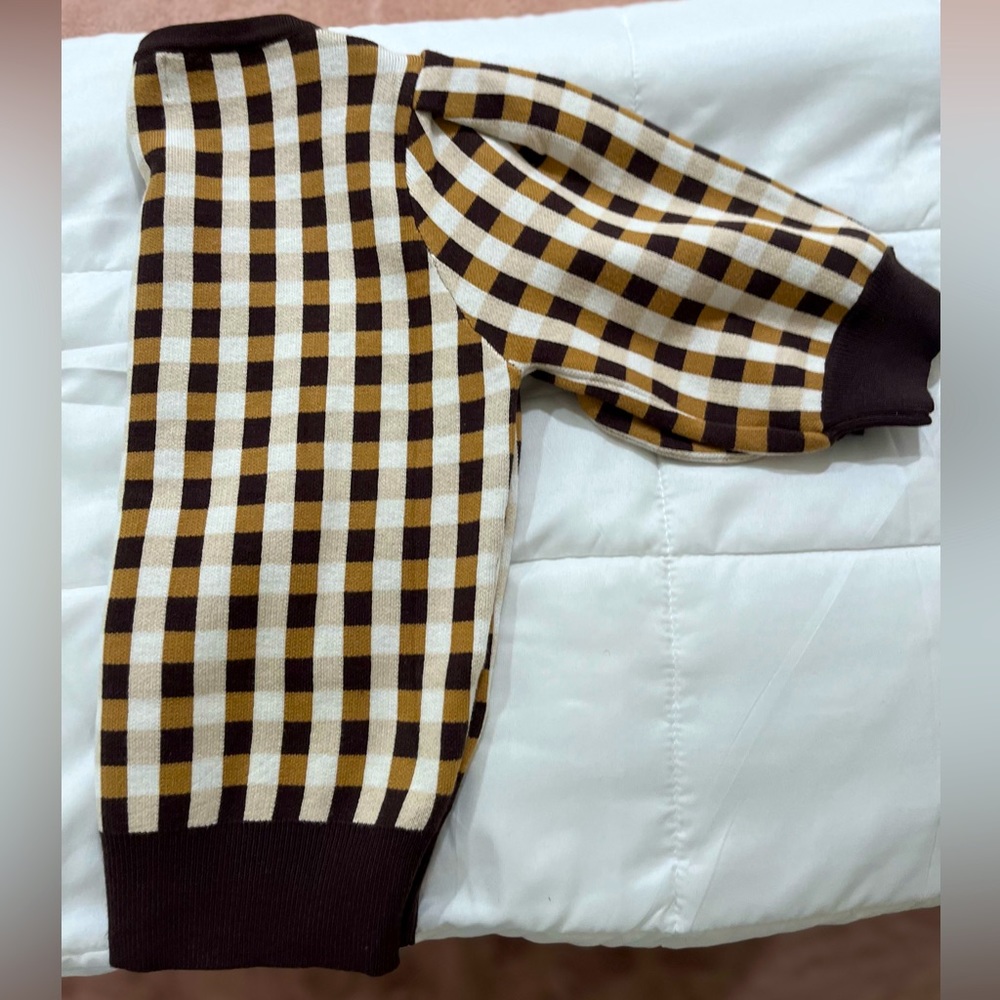 Puffy short sleeved shirt from bohme. - Picture 3 of 4